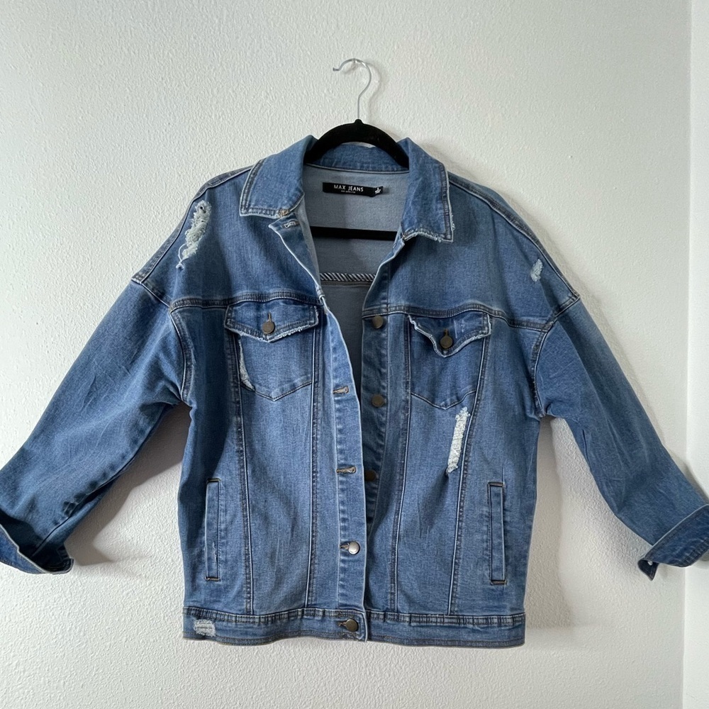 NWOT MAX JEANS BLUE DISTRESSED OVERSIZED DENIM JEAN JACKET LONG SLEEVE SMALL